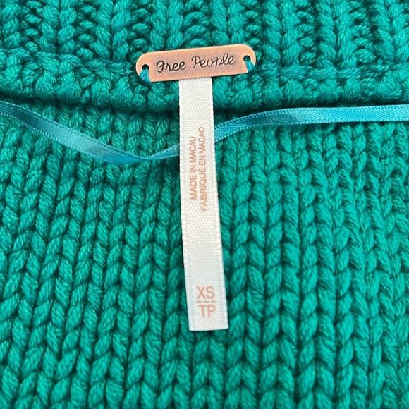 Free People Alli V-Neck Sweater - Picture 5 of 11